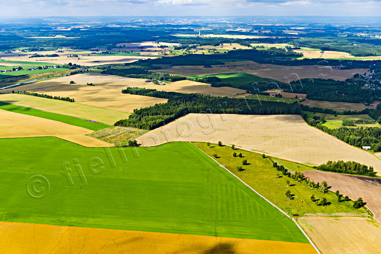 aerial photo, aerial photo, aerial photos, aerial photos, arable land, crop land, cultivated land, drone aerial, drnarfoto, farming lands, fields, Framns, landscapes, odlingslandskap, Ruder, summer, Vstergtland