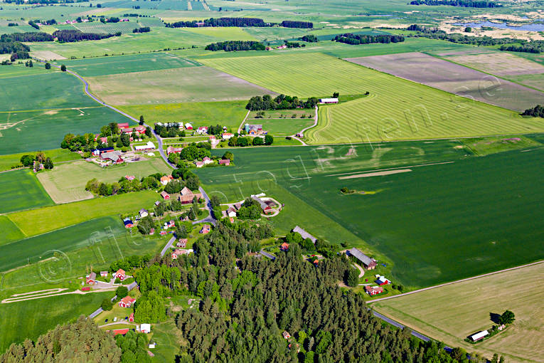 aerial photo, aerial photo, aerial photos, aerial photos, arable land, drone aerial, drönarfoto, kulturlandskap, landscapes, odlingslandskap, summer, Västergötland