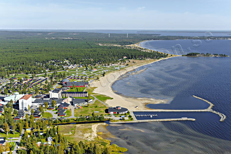 aerial photo, aerial photo, aerial photos, aerial photos, autumn, bathing, buildings, drone aerial, drnarfoto, hotell, installations, konferenshotell, kurort, landscapes, North Bothnia, Pite havsbad, Pitea, Pite havsbad, playa, samhllen, sandy, sea bathe