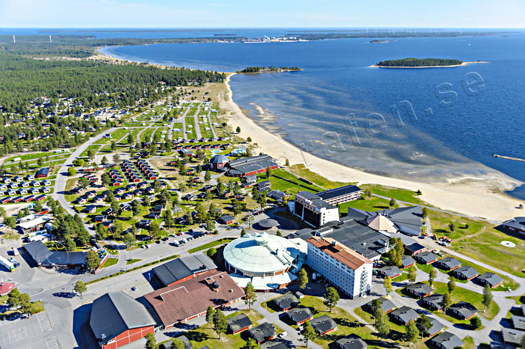 aerial photo, aerial photo, aerial photos, aerial photos, autumn, bathing, buildings, drone aerial, drnarfoto, hotell, installations, konferenshotell, kurort, landscapes, North Bothnia, Pite havsbad, Pitea, Pite havsbad, playa, samhllen, sandy, sea bathe