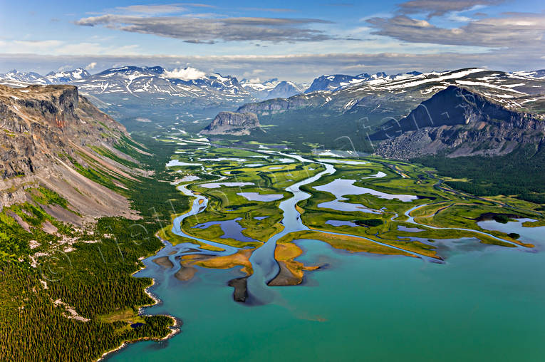 Rapa Valley in towards Sarek aerial photo, aerial photo, aerial photos, aerial photos, drone aerial, drönarfoto, fjällbilder, Laitaure, landscapes, Lapland, Nammasj, Nammatj, participate landscape, Rahpaädno, Rapa Valley, Sarek, Skierfe, summer, Swedish Mountains