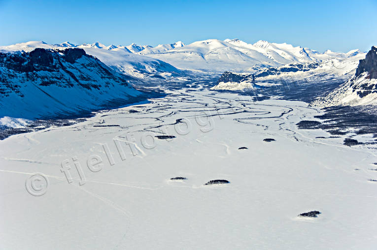 aerial photo, aerial photo, aerial photos, aerial photos, drone aerial, drnarfoto, Laitaure, landscapes, Lapland, Nammasj, Nammatj, participate landscape, Rapa Valley, Skierffe, Tjahkelij, winter