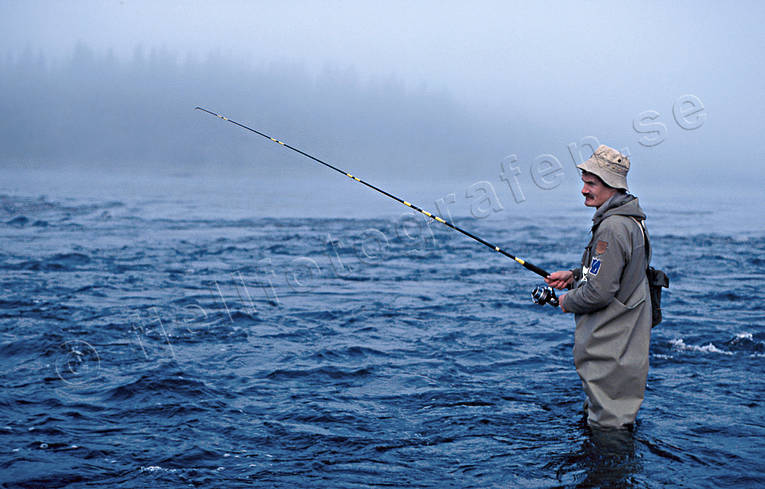 anglers, angling, fishing, fog, Granboforsen, reel, reel fishing, spin fishing, spinning, stream