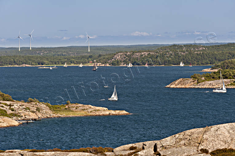archipelago, boats, Bohuslän, communications, islands, kobbar, landscapes, nature, sailing-boat, sea, seasons, summer, vatten, vindsnurror, water