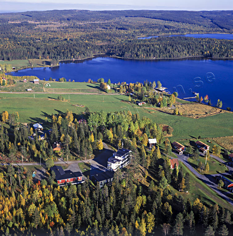 aerial photo, aerial photo, aerial photos, aerial photos, autumn, drone aerial, drnarfoto, engineering projects, farms, Jamtland, landscapes, Sall lake, Sallsjo, Sallsjogarden, villages