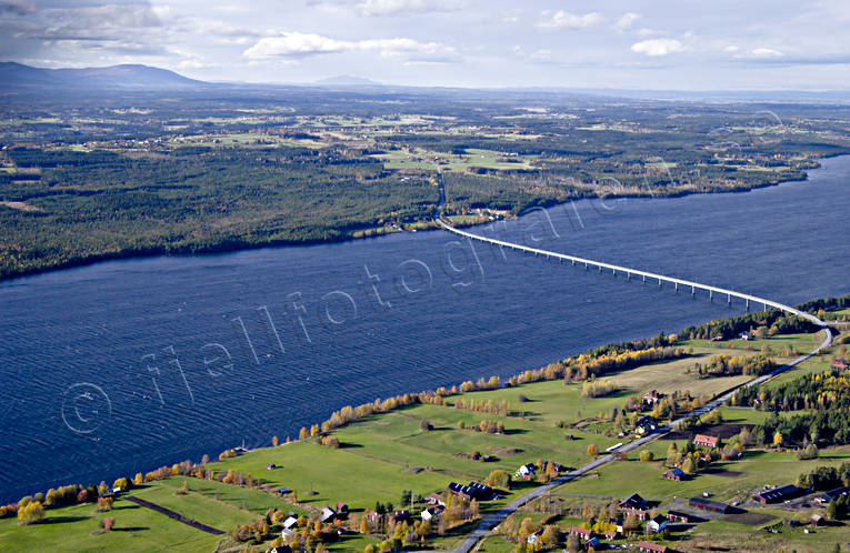 aerial photo, aerial photo, aerial photos, aerial photos, bridge, bridges, drone aerial, drnarfoto, Great Lake, Jamtland, landscapes, Oviken, sannsundet, Sannsundsbron, summer