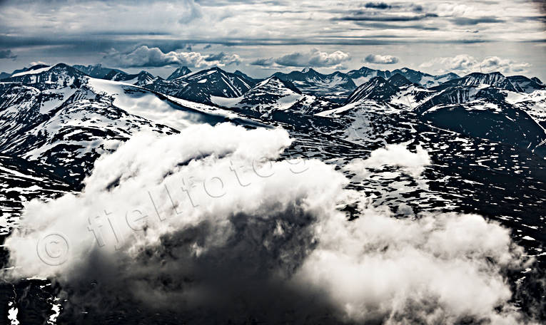 aerial photo, aerial photo, aerial photos, aerial photos, bergskedja, cloud, cloud-tufts, cumulus, drama, dramatics, drone aerial, drnarbild, drnarfoto, landscapes, Lapland, mountain, mountain peaks, national park, Sarek, summer