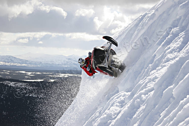 free-skating, motor sports, mountain, scooter, scooters, snow, snow scooters, snow-spray, snowmobile, snowmobile, winter, ventyr