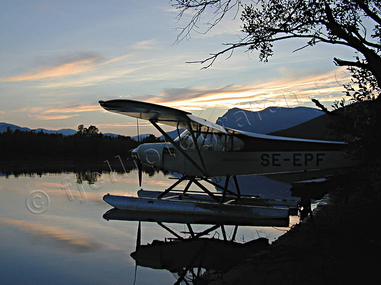 autumn, aviation, communications, evening, fly, Kamajakka, Kvikkjokk, national park, national parks, Sarek, seaplane, seaplane