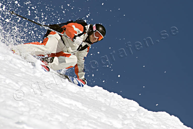 down-hill running, offpist, playtime, skier, skies, skiing, snow-spray, sport, winter