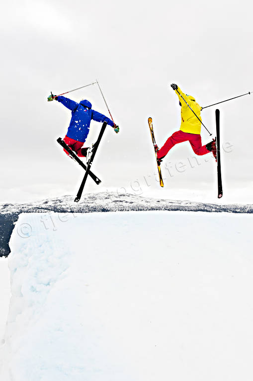 down-hill running, jump, skier, skiing, sport, winter, ventyr