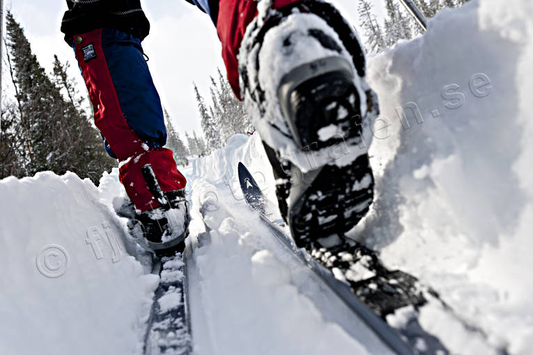 boots, outdoor life, ski touring, skier, skies, skiing, skiing tracks, sport, winter, ventyr