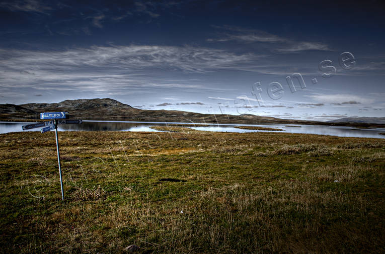 alpine mountains, landscapes, Lapland, mountain mere, Slipsiken, summer, view, wasteland, wilderness