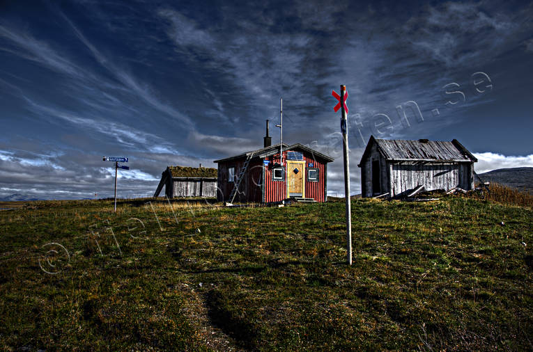 alpine hiking, alpine mountains, buildings, cottage, landscapes, Lapland, sami cottage, seasons, Slipsiken, summer, wilderness