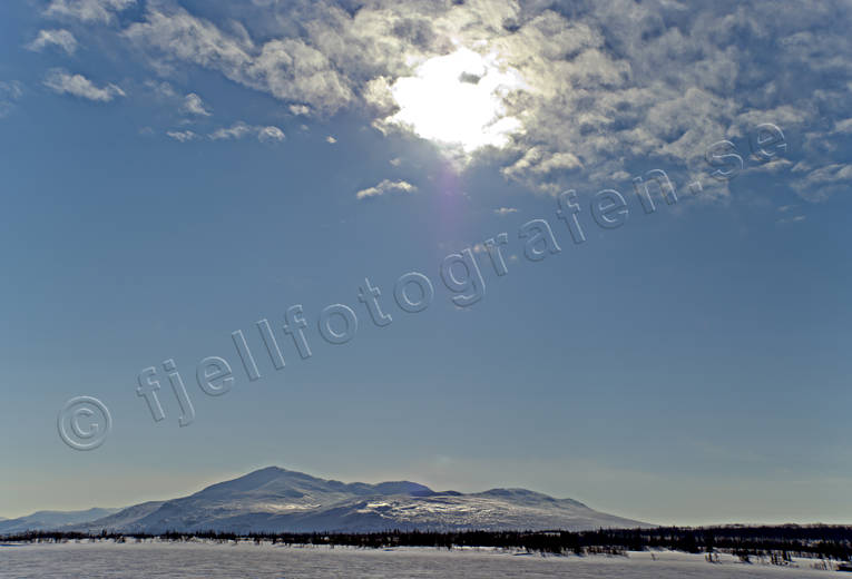 backlight, Jamtland, landscapes, mountain, sky, Snasa Mountains, spring-winter, sunshine, Vi lake, wilderness, winter