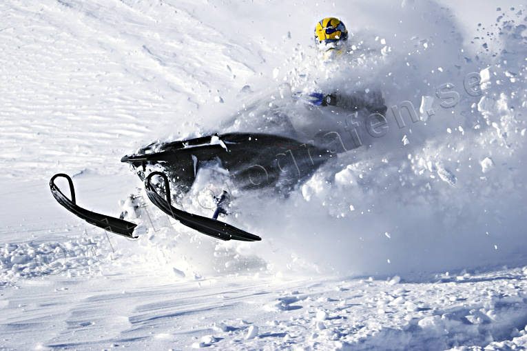 free-skating, motor sports, mountain, scooter, scooters, snow, snow scooters, snow-spray, snowmobile, snowmobile, winter, ventyr