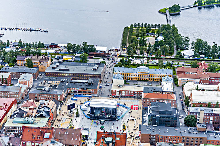 aerial photo, aerial photo, aerial photos, aerial photos, centre, city, drone aerial, drönarfoto, festival, Jamtland, Main Square, Ostersund, scen, scenen, square, square, Storsjoyran, Storsjö, städer, Yran