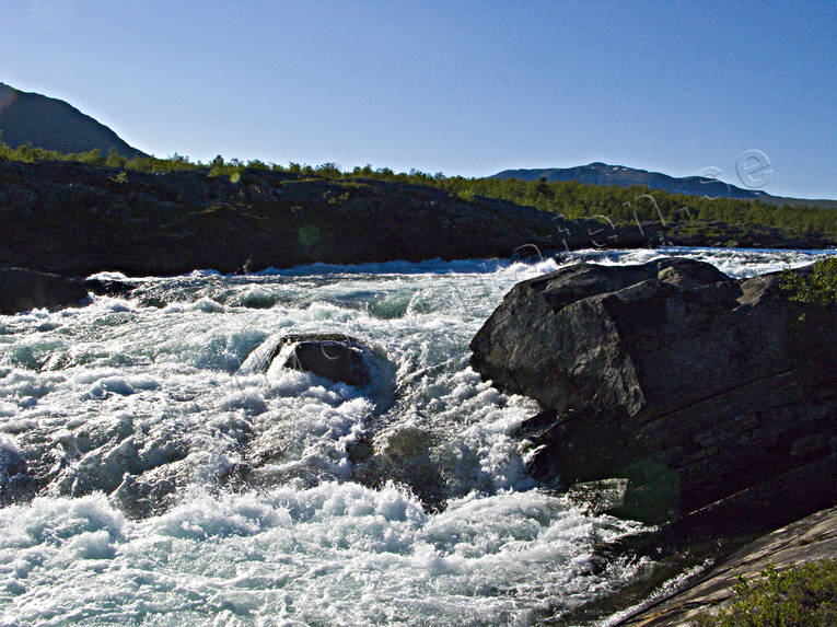 Kuoddojaure, landscapes, Lapland, Pite river, stream, streaming, summer, vatten, water
