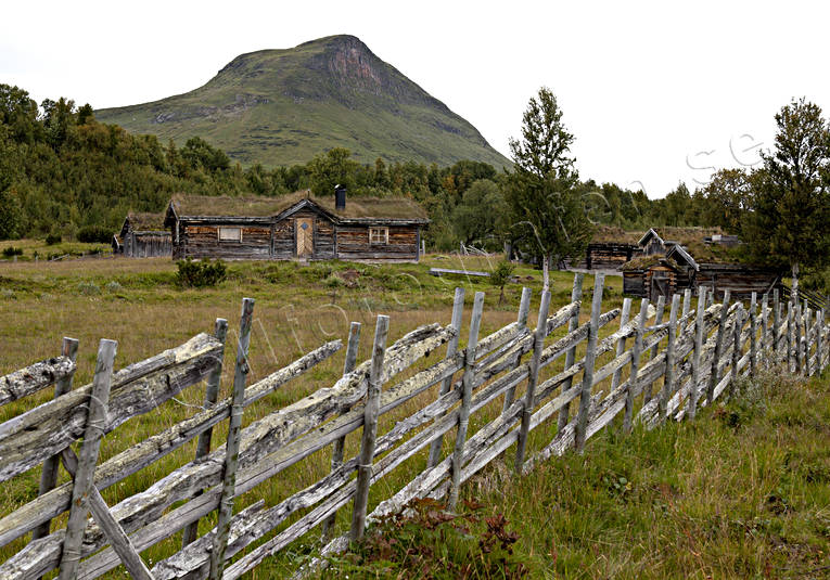 building, buildings, cabin, engineering projects, fence, Herjedalen, hill farms, mountain farms, life by hill farms, Mittaklappen, Myhrvallen, Storklppvallen, Stormittklppen, summer cottage, summer cottage
