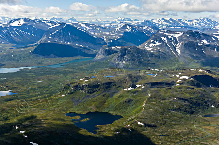 aerial photo, aerial photo, aerial photos, aerial photos, drone aerial, drnarfoto, Kaitumjaure, landscapes, Lapland, Manakjaure, summer, Suorrekaise