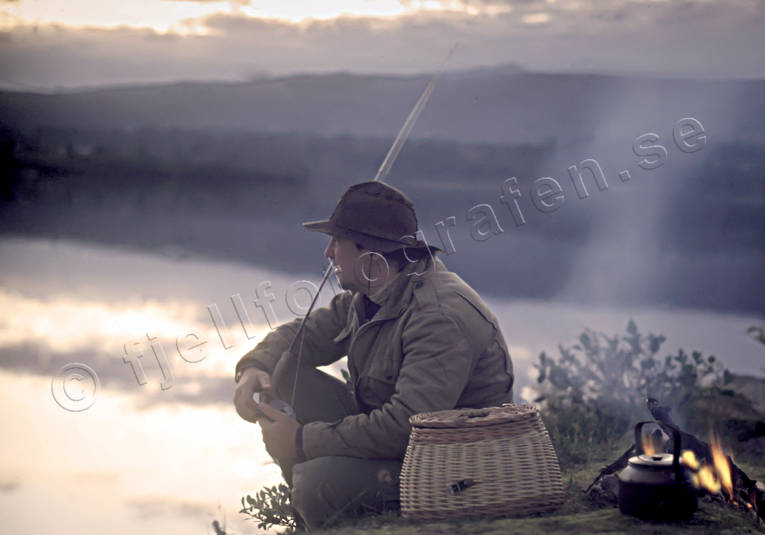 ambience, angling, atmosphere, coffee fireplace, fire, fishing, fly rod, flyfishing, summer fishing, swimfeeder