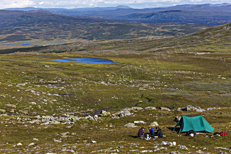 alpine, alpine hiking, alpine landscape, back-packer, Blhammaren, fjlltltning, hgfjllen, Jamtland, landscapes, mountain, mountain tent, mountains, nature, outdoor life, seasons, sommarfjll, summer, tent camp