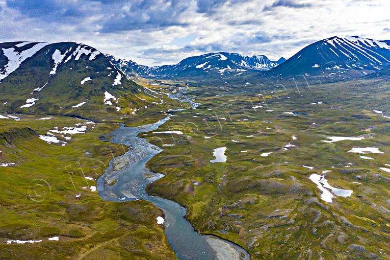 aerial photo, aerial photo, aerial photos, aerial photos, drone aerial, drnarbild, drnarfoto, Kungsleden, Krtjevuolle, landscapes, Lapland, Singistugorna, summer, Tjktjajokka, Tjktjavagge