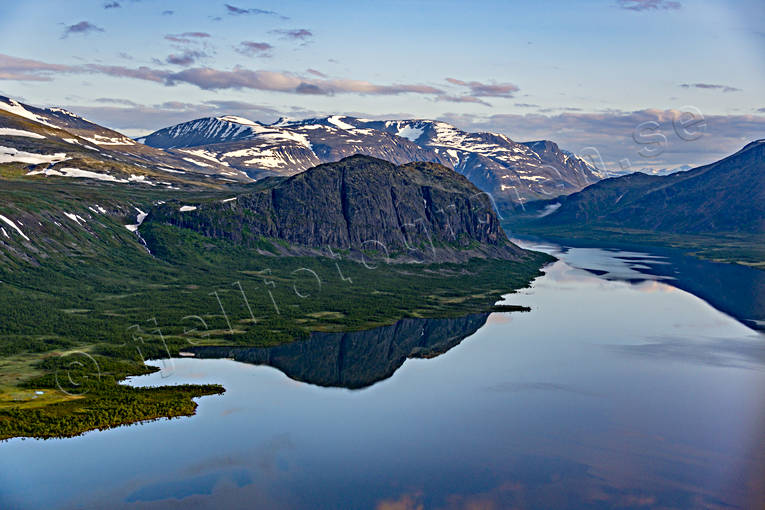 aerial photo, aerial photo, aerial photos, aerial photos, drone aerial, drönarbild, drönarfoto, landscapes, Lapland, Situjaure, skollor, summer, Tjålebakte