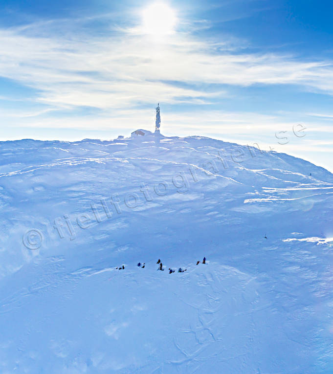 aerial photo, aerial photo, aerial photos, aerial photos, Areskutan, drone aerial, drnarfoto, Jamtland, landscapes, lavinkunskap, mast, mountain top, radio mast, radiolnk, top cottage, top summit, winter