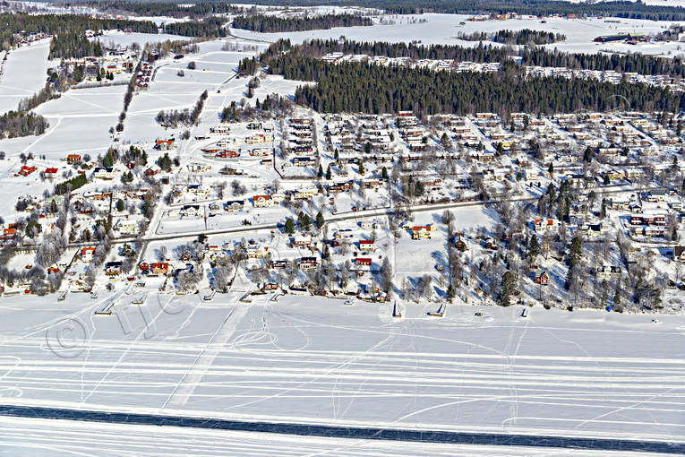 aerial photo, aerial photo, aerial photos, aerial photos, drone aerial, drönarfoto, Froson, ice track, Jamtland, Ostersund, städer, tail-wind, valla, winter
