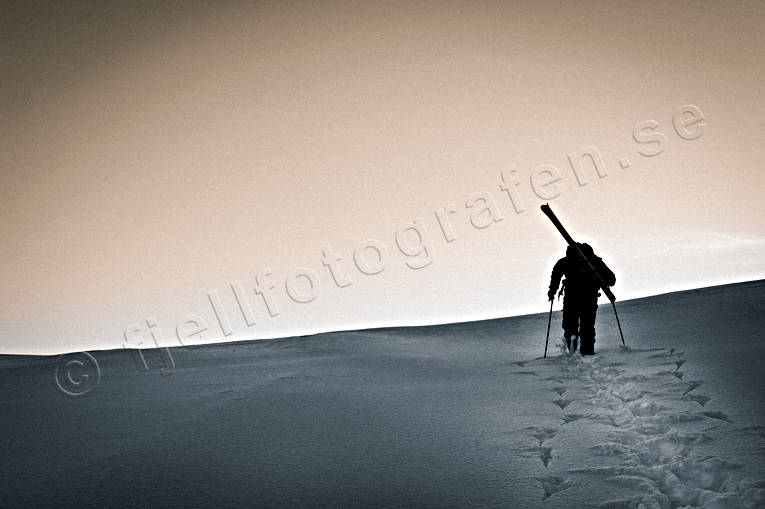 Areskutan, cloud, down-hill running, Jamtland, landscapes, offpist, playtime, skier, skiing, sport, winter, winter's day, ventyr