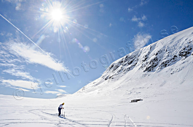 angling, blue, char, condensation streak, fishing, gassande, ice fishing, Jamtland, landscapes, mountain fishing, sky, spring, spring-winter, sun, sunshine, trout, vinterfiskare, vrsol, vrvintersol, winter