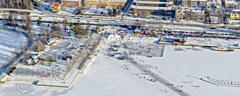 aerial photo, aerial photo, aerial photos, aerial photos, Badhusparken, drone aerial, drnarfoto, harbour, Jamtland, Ostersund, skridskobana, stder, tail-wind, winter, winter town