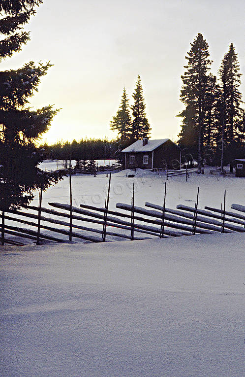 ambience, ambience pictures, atmosphere, christmas, christmas ambience, christmas card, christmas pictures image, cold, fence, season, seasons, snow, summer cottage, summer cottage, Valbacken, winter, winter view