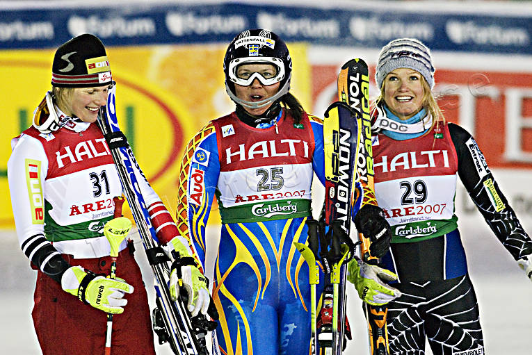 alpine world cup, anja prson, Are, competition, down-hill running, happy, marlies schield, resi stiegler, skier, skies, skiing, skiing contest, slalom, sport, track, winter