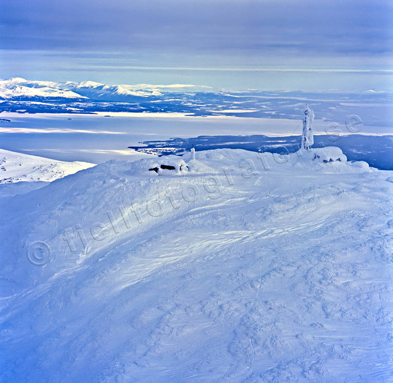 aerial photo, aerial photo, aerial photos, aerial photos, Areskutan, drone aerial, drnarfoto, Jamtland, landscapes, mountain, Skackerfjallen, top cottage, winter, winter landscape