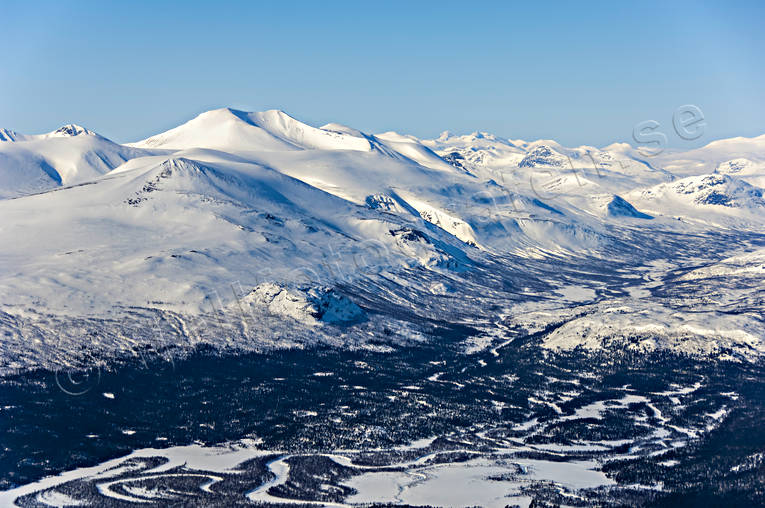 aerial photo, aerial photo, aerial photos, aerial photos, drone aerial, drönarfoto, Kvikkjokk, landscapes, Lapland, Tjuoldajåhkå, Tjuoldavauobme, winter, Änok