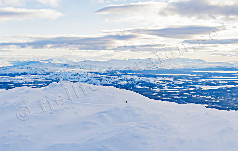 aerial photo, aerial photo, aerial photos, aerial photos, Areskutan, drone aerial, drönarbild, drönarfoto, Jamtland, Jämtlandsfjällen, mountain top, season, seasons, top, winter