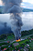 aerial photos, aerial pictures, cisterns, tanks, hoppers, conflagration, fire, fire disaster, conservation, environment, environmental damage, environmental influence, fire, fire, nature, oil cisterns, oil tanks, on fire, pollution