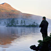 anglers, angling, Bagede, fishing, fog, Munsvattnet, reel, reel fishing, spin fishing, spinning