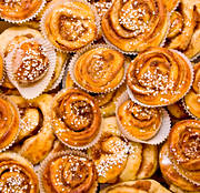 baking, brown, bun, buns, buns, cinnamon, cinnamon bun, cinnamon buns, delicious, doppa, gold, pastry, prlsocker, smell, smell, socker, tart, tradition, yellow
