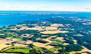 aerial photo, aerial photo, aerial photos, aerial photos, drone aerial, drnarfoto, Kalmar, Kalmarsund, kulturlandskap, landscapes, Lindsdal, odlingslandskap, Smland, summer, landsbron