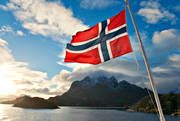 fjordlandskap, flag, Lofoten, Norway